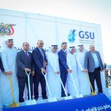 الرئيس الزُبيدي ومعه السفير الإماراتي يدشّنان المرحلة الثانية من مشروع محطة الطاقة الشمسية بالعاصمة عدن