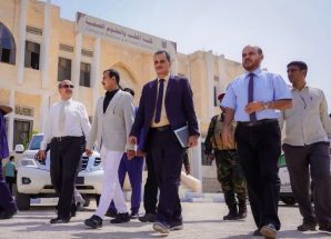 المحافظ بن الوزير ورئيس جامعة شبوة يدشّنان العام الجامعي الجديد ويؤكدان أهمية الاستثمار في الإنسان