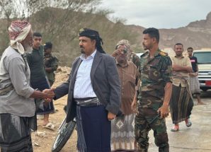 محافظ حضرموت يتفقد أضرار السيول في مديريات دوعن ووادي العين حورة والقطن وشبام وسيئون ويؤكد على رفع الجاهزية لمواجهة تداعيات المنخفض الجوي