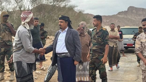 محافظ حضرموت يتفقد أضرار السيول في مديريات دوعن ووادي العين حورة والقطن وشبام وسيئون ويؤكد على رفع الجاهزية لمواجهة تداعيات المنخفض الجوي