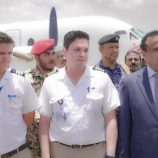 محافظ شبوة يعلن عن مبادرة لدعم تذاكر رحلات اليمنية من و إلى مطار عتق الدولي