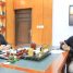 محافظ حضرموت يطلع على المشاريع المعتمدة لصيانة الطرق بالمحافظة