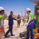 المحافظ بن الوزير يطلع على مستوى التجهيزات الفنية بمحطة كهرباء عتق، وخطة توزيع توليد الطاقة الشمسية
