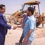 المحافظ بن الوزير يدشّن مشروع إنارة المدخل الغربي لشارع الشهيد قطن