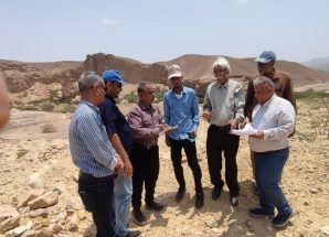 فريق مشترك من وزارتي الزراعة والأسماك والمياة والبيئة وزراعة حضرموت ومنظمة “الفاو” ينفذون نزول ميداني إلى وادي حجر بحضرموت