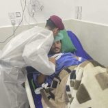 قائد ألوية الدعم والإسناد يزور جرحى قواتنا المسلحة الجنوبية في مستشفى عبود العسكري