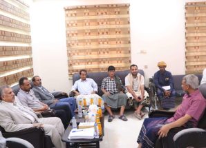 فريق التوجيه والرقابة الرئاسي يلتقي إدارة المؤسسة العامة للكهرباء في محافظة المهرة