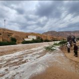 المحافظ بن الوزير يوجه برفع الجاهزية للحد من الأضرار.. شبوة تشهد أمطاراً غزيرة وسيولاً جارفة.
