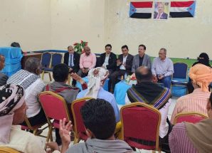 برئاسة الدكتور الخضر السعيدي…فريق التوجيه والرقابة الرئاسي يلتقي أعضاء المجلس الاستشاري بمحافظة سقطرى