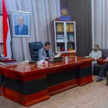 شبوة: المحافظ بن الوزير يناقش مع جمعية رعاية المعاقين آليات تنفيذ مشروع توزيع الكراسي المتحركة