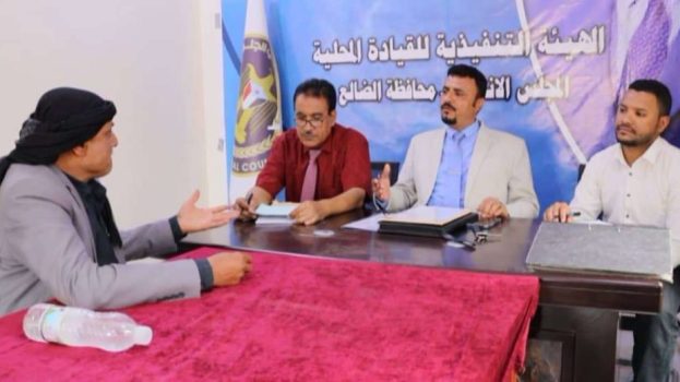 فريق التوجيه والرقابة الرئاسي يلتقي مدير عام السياحة بمحافظة الضالع