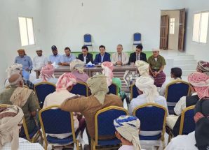 برئاسة الدكتور الخضر السعيدي…فريق التوجيه والرقابة الرئاسي يشارك في اللقاء التشاوري لمكتب الثروة السمكية بسقطرى