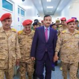 وزير الدفاع رفقة المحافظ بن الوزير يتفقد مستشفى الشيخ محمد بن زايد التعليمي ويشيد بالخدمات الطبية والدعم الإماراتي في شبوة