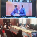 الوزير الوالي يوجّه باستكمال تنفيذ 17 ألف وظيفة معتمدة خلال اجتماع عبر الزوم مع مدراء الخدمة المدنية في المحافظات