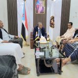برئاسة الجعري…فريق التوجيه والرقابة الرئاسي وانتقالي المهرة يقفان على نتائج احتفالات الذكرى الـ62 لثورة 14 أكتوبر المجيدة