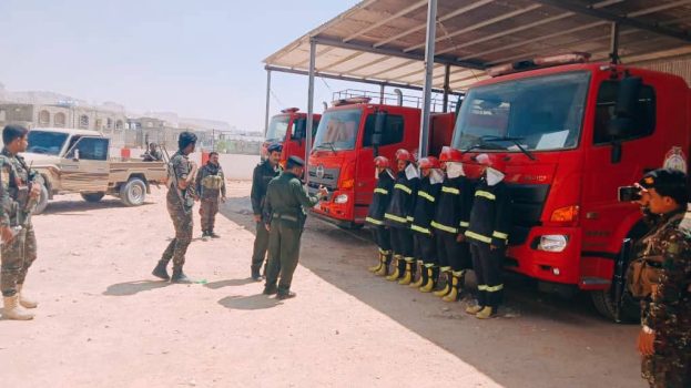 مدير عام شرطة شبوة يتفقد إدارة الدفاع المدني ويؤكد على أهمية رفع مستوى الجاهزية 