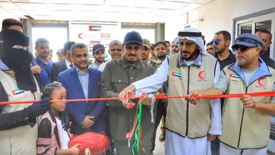 محافظ حضرموت يدشن مشروع نهر الحياة بتمويل إماراتي 