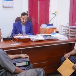 المحافظ بن الوزير يناقش مع الجهاز المركزي للإحصاء ترتيبات تنفيذ المسوحات الاقتصادية ويؤكد أهمية البيانات في دعم القرار التنموي المحافظ بن الوزير يناقش مع الجهاز المركزي للإحصاء ترتيبات تنفيذ المسوحات الاقتصادية ويؤكد أهمية البيانات في دعم القرار التنموي