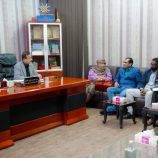 المحافظ بن الوزير يناقش مع الإدارة الجديدة لمستشفى الشيخ محمد بن زايد سُبل تطوير الخدمات الطبية بالمستشفى