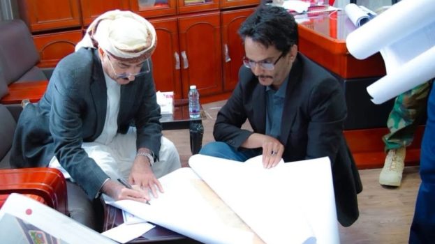 المحافظ بن الوزير يصادق على المخطط الهندسي والعمراني لتوسعة حرم المدينة الطبية بمدينة عتق