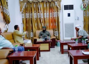 العميد الوالي يلتقي عدداً من قيادات السلطة المحلية بمحافظة أبين