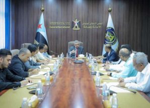 هيئة الإعلام والثقافة تناقش التحضيرات النهائية للخطة الإعلامية لتغطية فعاليات الذكرى 62 لثورة 14 أكتوبر المجيدة