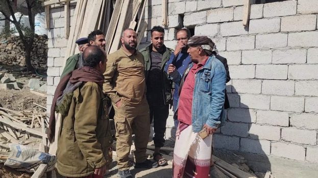 مدير أمن الضالع يتفقد مشاريع ترميم مبنى الإدارة العامة وعدد من المراكز الأمنية بالمحافظة