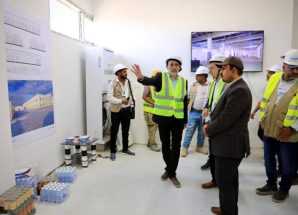 محافظ حضرموت والسفير الألماني يتفقدان مشروع تأهيل المخازن المركزية للأدوية (شريان الإمداد للمحور الشرقي)<br>