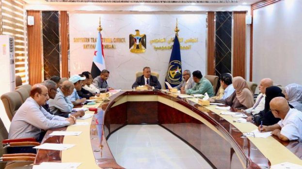 مجلس المستشارين يقف أمام تدهور الأوضاع الخدمية في محافظات الجنوب