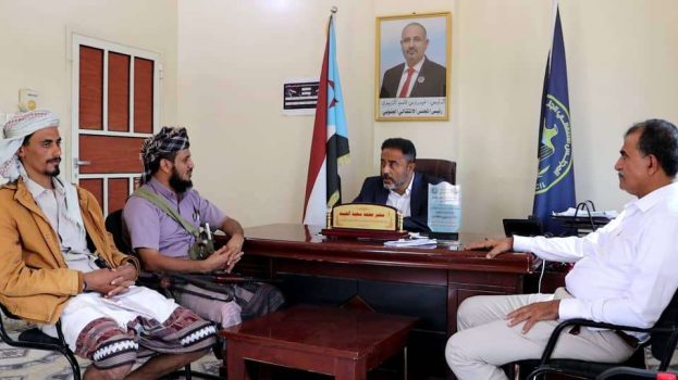 رئيس تنفيذية انتقالي أبين يلتقي قائد حزام زنجبار لمناقشة الأوضاع الأمنية بالمديرية