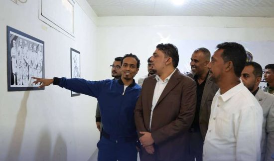 السقاف يدشن معرض “عدن ذاكرة الجلاء” احتفاءً بعيد الاستقلال 30 نوفمبر