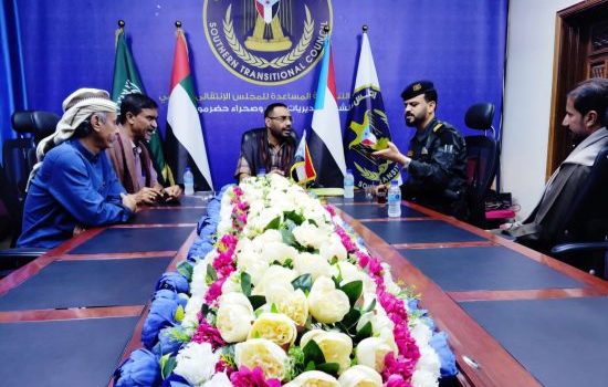 أخبار محلية  انتقالي وادي وصحراء حضرموت يطلع على الخطة الأمنية النهائية الخاصة بتأمين فعالية ذكرى عيد الاستقلال