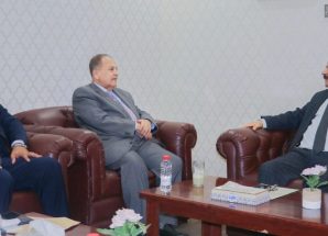 وزير النقل يستقبل رئيس هيئة الشؤون الخارجية والمغتربين في المجلس الانتقالي الجنوبي ونائبه