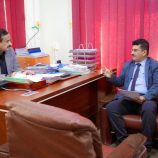 المحافظ بن الوزير يطلع على أوضاع مديرية الروضة ويوجه بمعالجة احتياجات مناطقها الخدمية