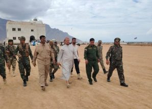 محافظ سقطرى يزور معسكر القوات الخاصة ويتفقد التحضيرات لحفل تخرج الدورة التأهيلية