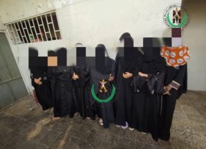 في عمليتين منفصلتين.. الحزام الأمني بلحج يطيح بشبكتين منظمتين تمارسان أعمالاً غير أخلاقية والترويج للمخدرات