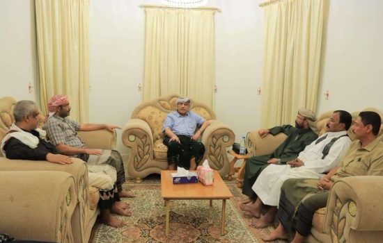 الكثيري يصل سيئون للمشاركة في احتفالات الذكرى الـ58 لعيد الاستقلال ويؤكد أهمية الحشد الجماهيري