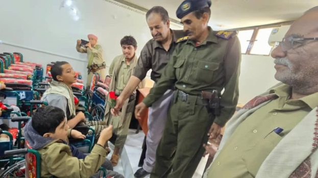 الفاطمي مدير عام بيحان يدشن توزيع 180كرسي متحركًا للطلاب من ذوي الإعاقة بمديريات بيحان