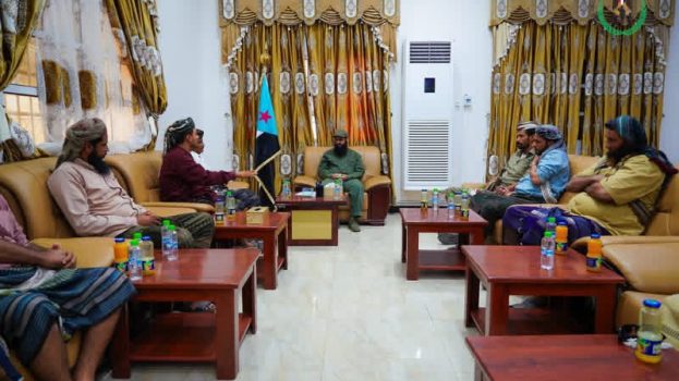 العميد الوالي يلتقي عدداً من مشايخ أبين ويؤكد أن الحزام الأمني هو صمام أمان المحافظة ودرعها الحصين