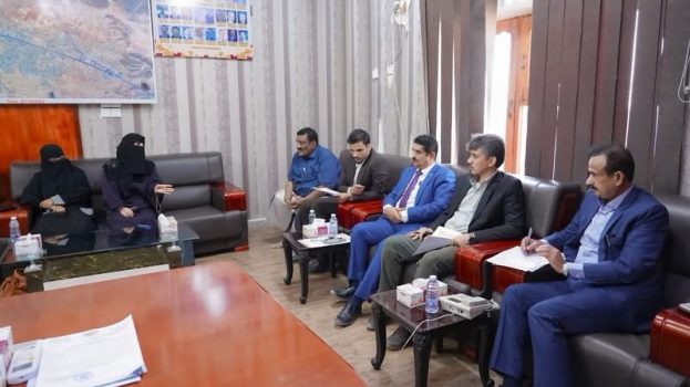 المحافظ بن الوزير يبحث مع مؤسسة شبوة لعلاج أمراض القلب سبل تعزيز التعاون والتنسيق المشترك