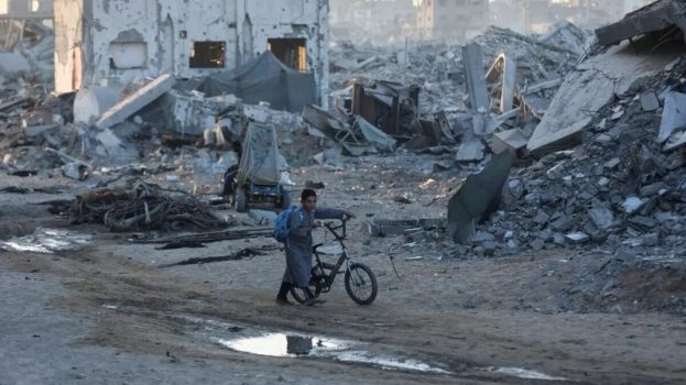 إسرائيل تقصف جنوب ووسط وشمال غزة.. وتنسف منازل