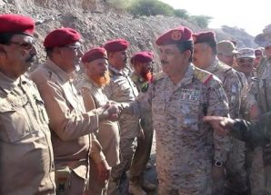 وزير الدفاع يطلع على جاهزية جبهات محور الضالع القتالي