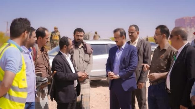 شبوة: المحافظ بن الوزير يتفقد أعمال التوسعة الجارية للمدينة الطبية ومستوى الانجاز بمركز علاج سؤ التعذية بمدينة عتق