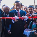 المحافظ بن الوزير يدشّن فعاليات مهرجان شبوة الأول للعسل ويؤكد الحرص على حماية المنتج وتطويره