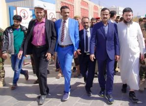 المحافظ بن الوزير يدشن مخيم أمراض وجراحة العيون ويرحب بإقامة مخيم الشفة الأرنبية