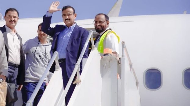 شبوة: المحافظ بن الوزير يغادر مطار عتق الدولي في زيارة عمل رسمية