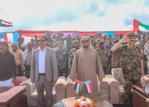 محافظ سقطرى يشهد حفل تخرج منتسبي الشرطة والقوات الخاصة من الدورة التدريبية العسكرية