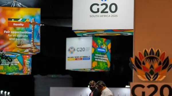 قادة مجموعة العشرين يجتمعون سعيا لاتفاق وأميركا تقاطع