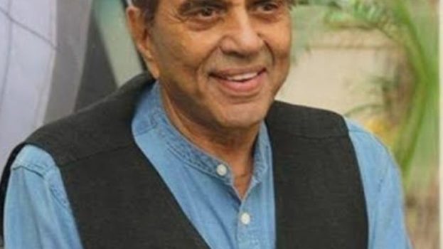 وفاة نجم بوليوود المخضرم دارامندرا عن عمرٍ ناهز 89 عاماً