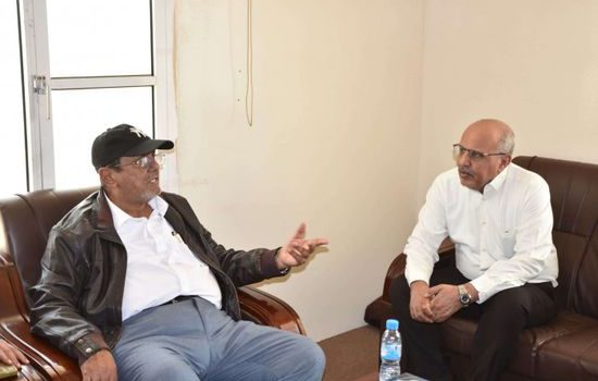 الكثيري يطلع على جهود هيئة الطيران لتطوير الخدمات الملاحية